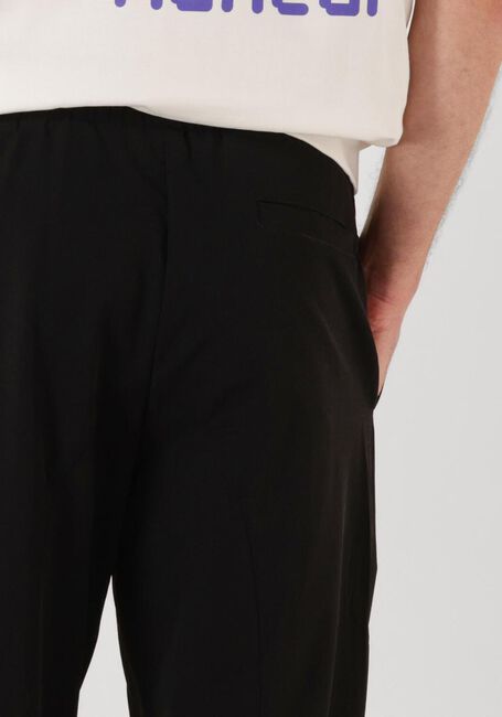 Zwarte FLANEUR Broeken BADGE FORMAL TECH PANT - large