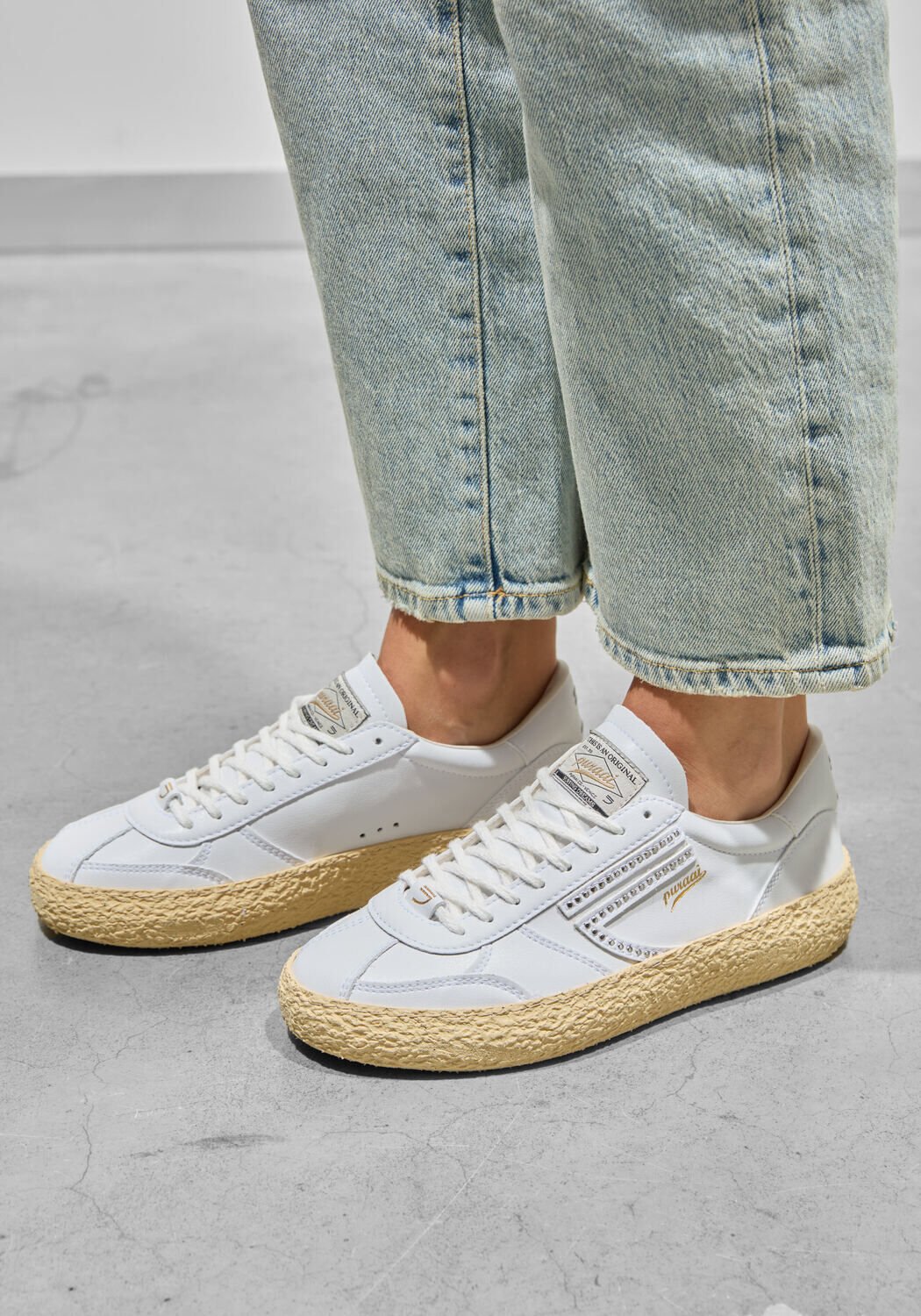 Witte PURAAI Lage sneakers 1.01 STUD - medium