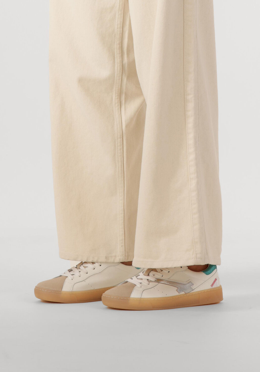 Witte GIO+ Lage sneakers BLUE - large