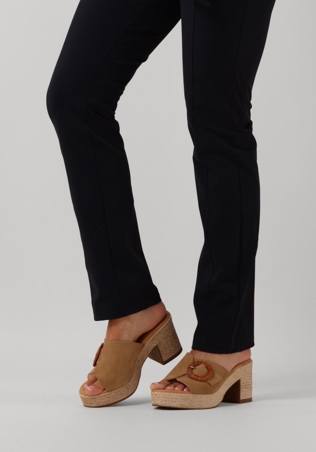 Beige STEFANO LAURAN Muiltjes SUE SLIPPER MET GESP TH - large