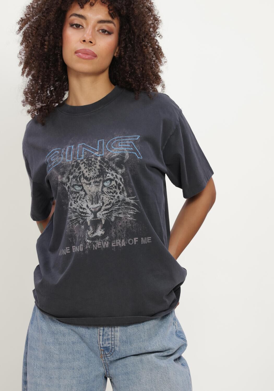 Donkergrijze ANINE BING T-shirt CADE TEE TIGER MUSE - large