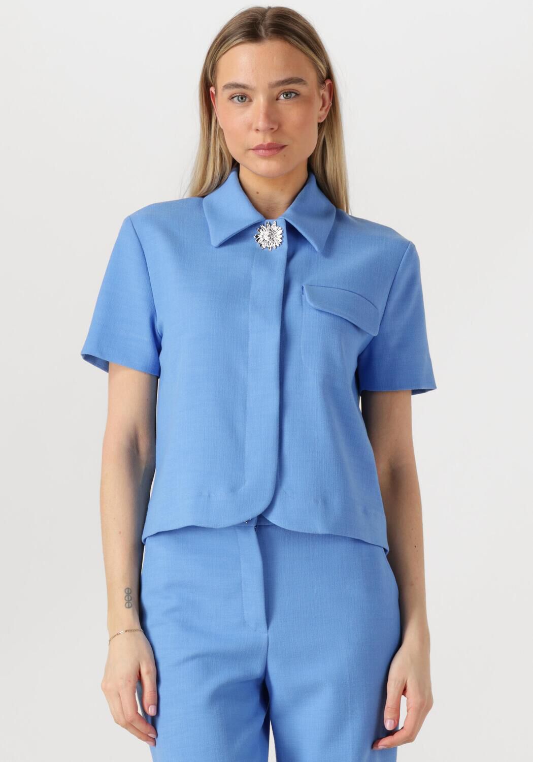 Caroline Biss Blouse
Dames 1617, Maat: 34, Kleur: Blauw