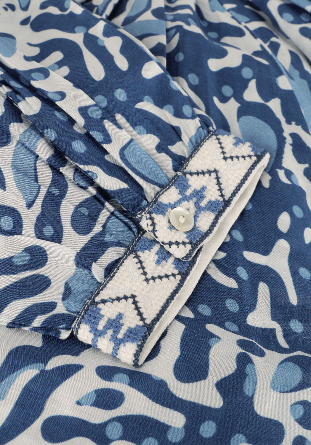 Lichtblauwe IBANA Blouses TARZA - large