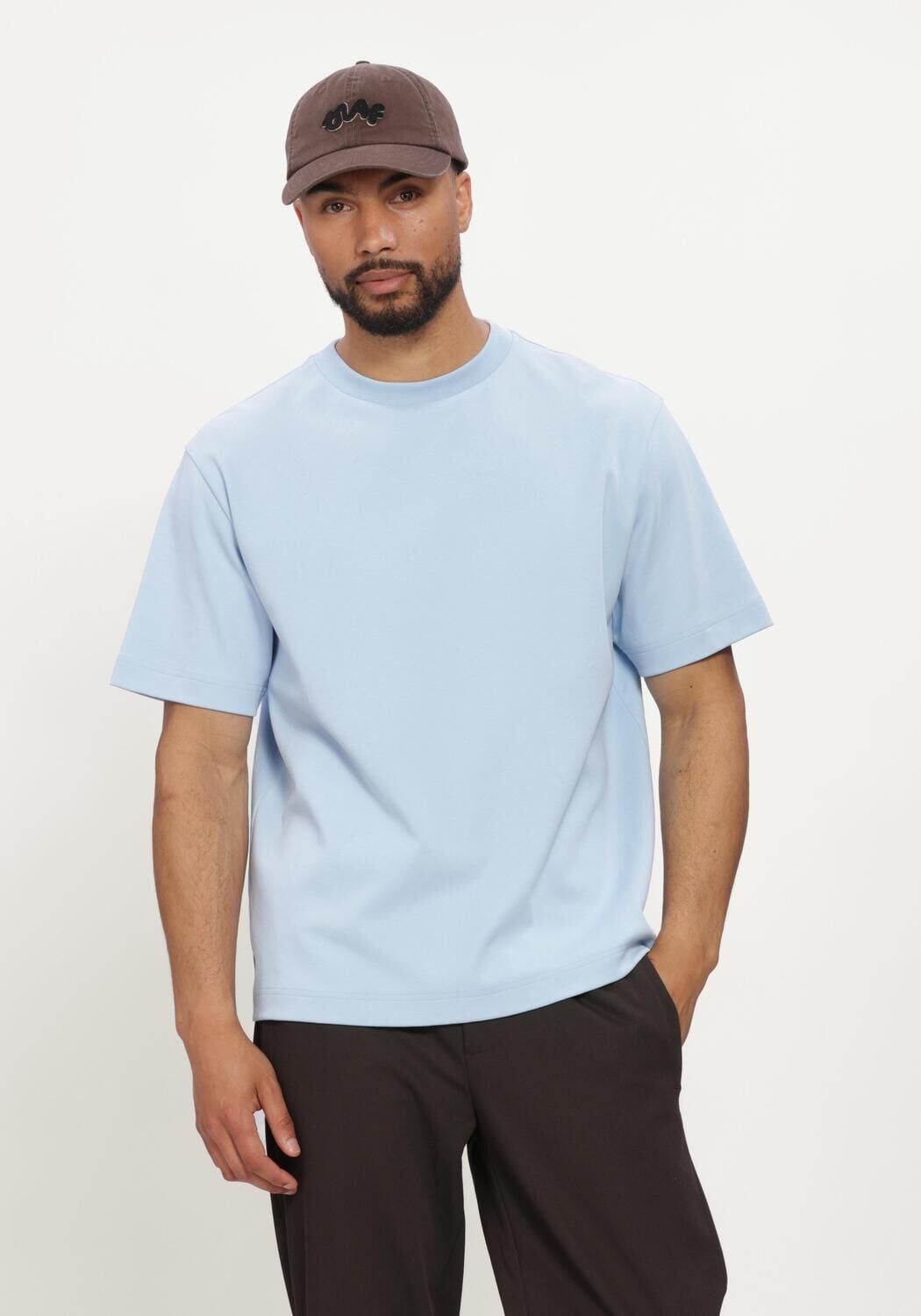 Lichtblauwe OLAF HUSSEIN T-shirt ESSENTIAL TEE - large