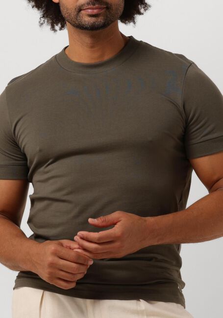 Olijf DRYKORN T-shirt ANTON 520062 - large