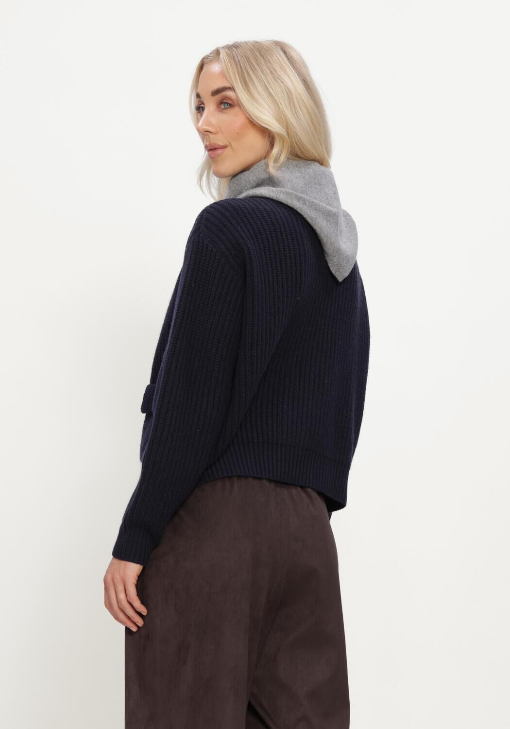 Donkerblauwe FFC Trui ZIPPERJACKE GRETA - large