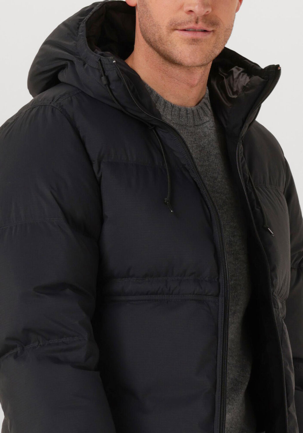 Zwarte STONE ISLAND Gewatteerde jas SHORT PARKA - large