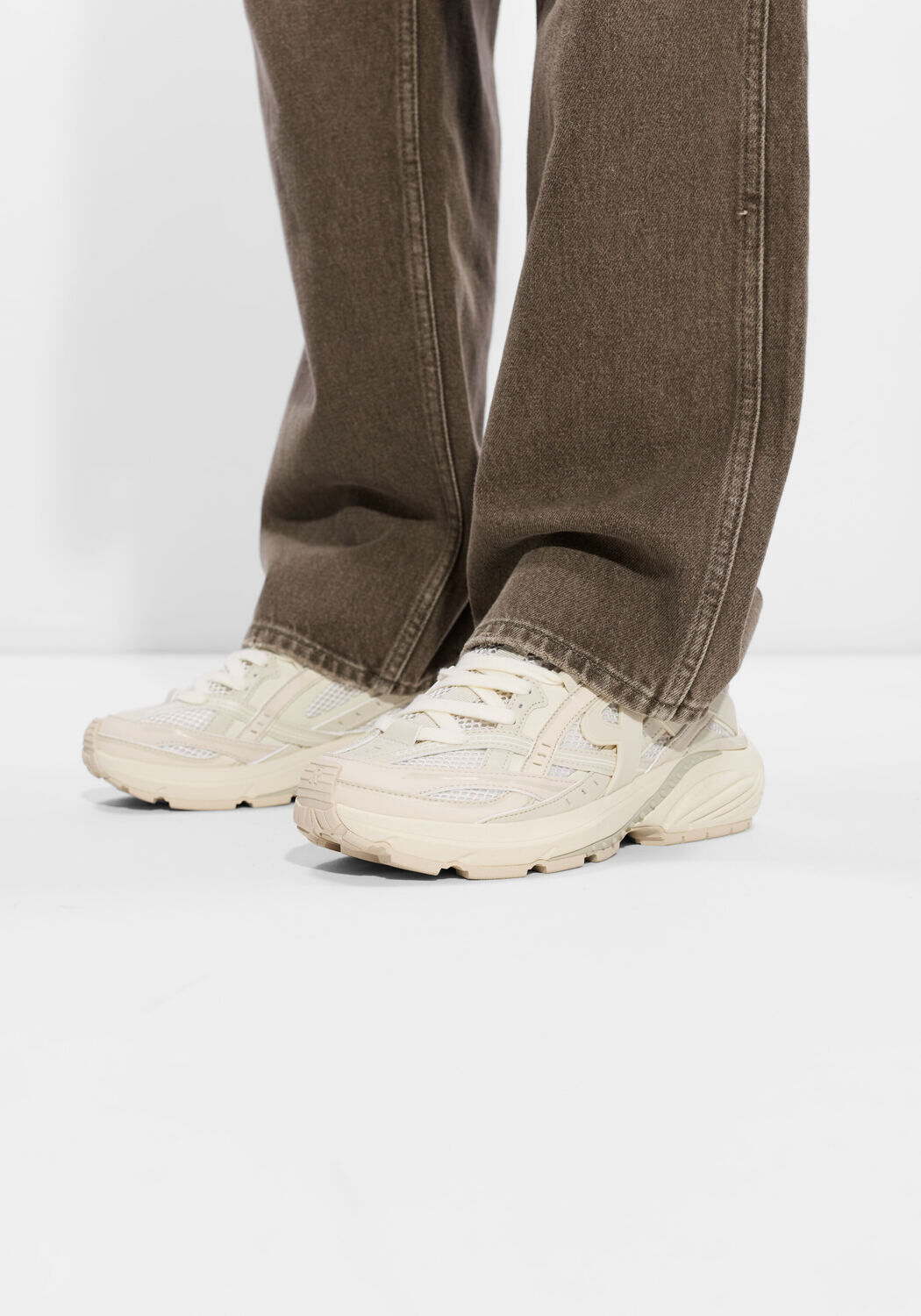 Creme REPRESENT Lage sneakers STORM RUNNER - large