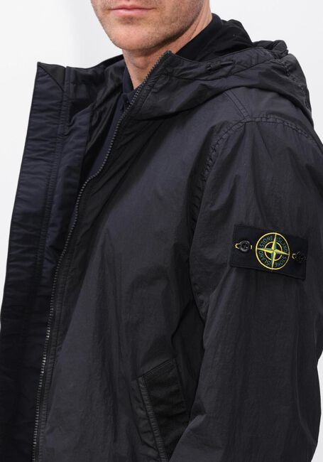 Zwarte STONE ISLAND Gewatteerde jas JACKET S0A23 - large