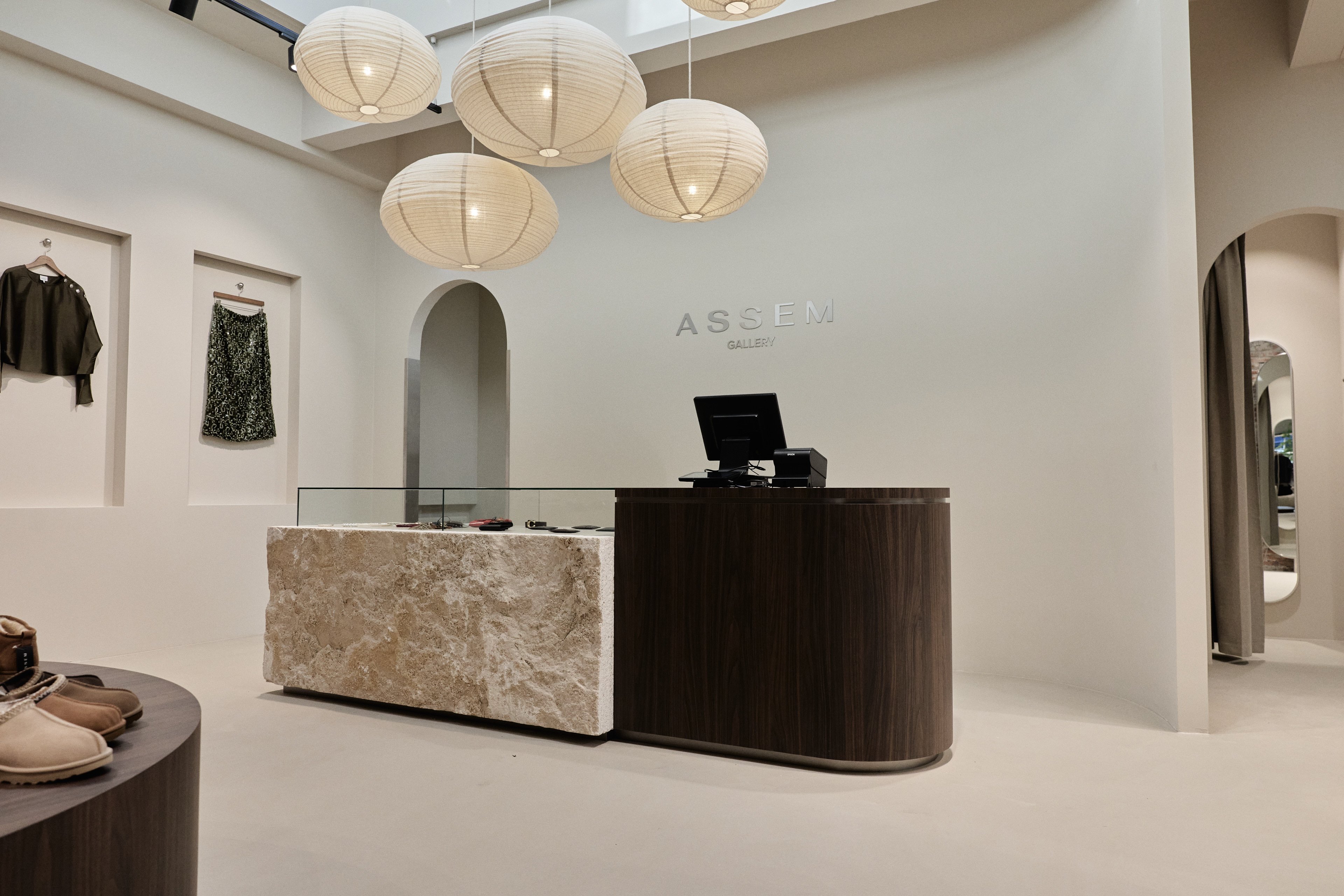 Rotterdam Assem Gallery Meent