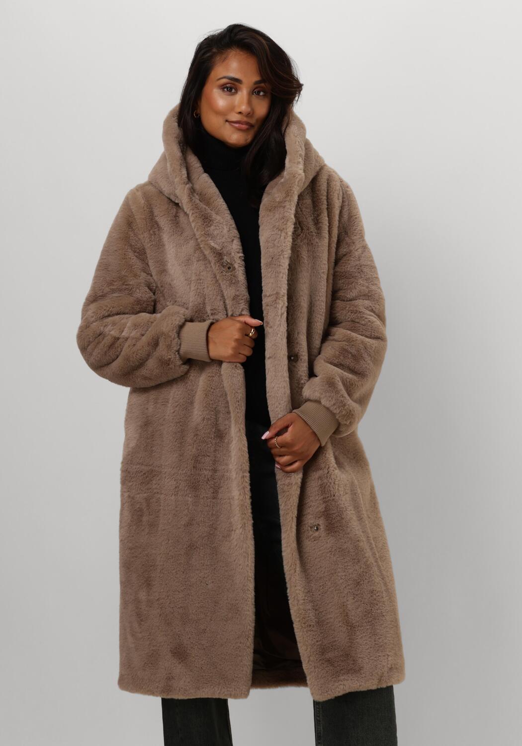 Monica Jasje - Taupe
